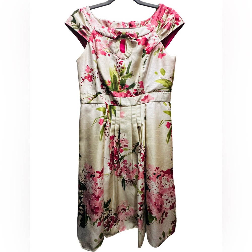 Signature by Robbie Bee Pink/Cream & Green Floral Woman Dress